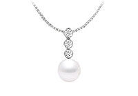 Cultured Akoya Pearl and Diamond Pendant : 14K White Gold - 0.15 CT Diamonds