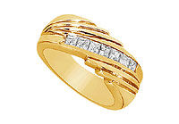 Diamond Ring : 14K Yellow Gold - 0.50 CT Diamonds