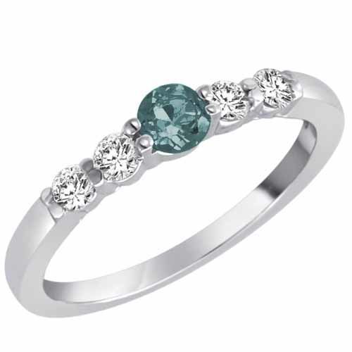 10K White Gold 5 Stone Center Graduated Aquamarine and Diamond Band Ring (2/5 cttw)