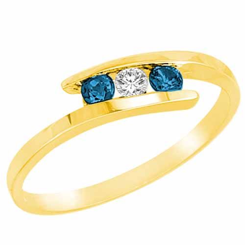 18K Yellow Gold 3 Stone Channel Set Round Blue & White Diamond Ring (1/4 cttw, F-G, SI1-I2)