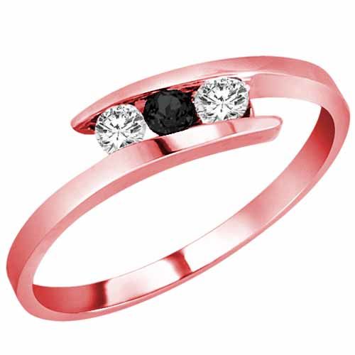 10K Rose Gold Round 3 Stone Channel Set Onyx and Diamond Ring (0.25 cttw)