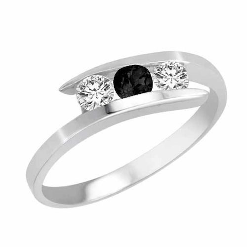 14K White Gold Round 3 Stone Channel Set Onyx and Diamond Ring (1.00 cttw)
