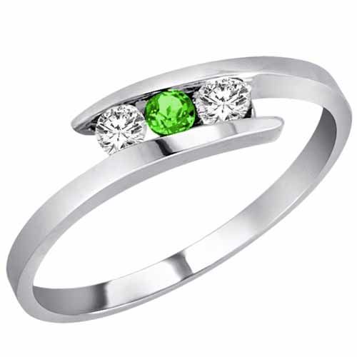 18K White Gold Round 3 Stone Channel Set Peridot and Diamond Ring (0.25 cttw)