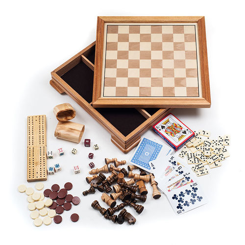 Deluxe 7-in-1 Game Set - Chess - Backgammon etc