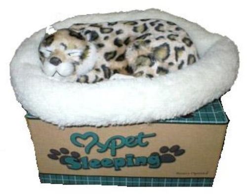 Life like breathing leopard