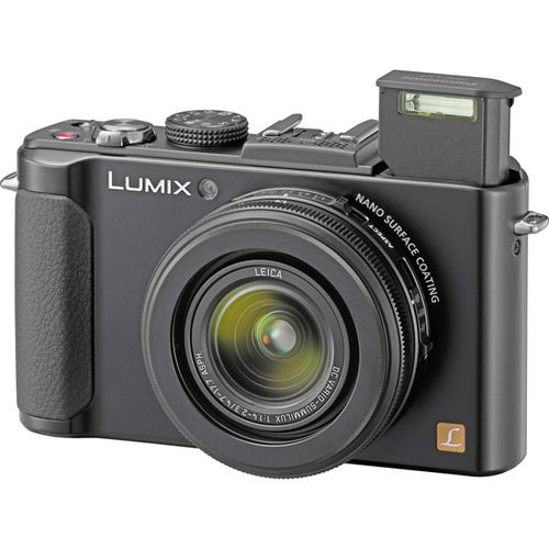 Lumix LX7 10.1MP Full HD 60P Digital Camera with Fast & Bright Leica Optics-Black