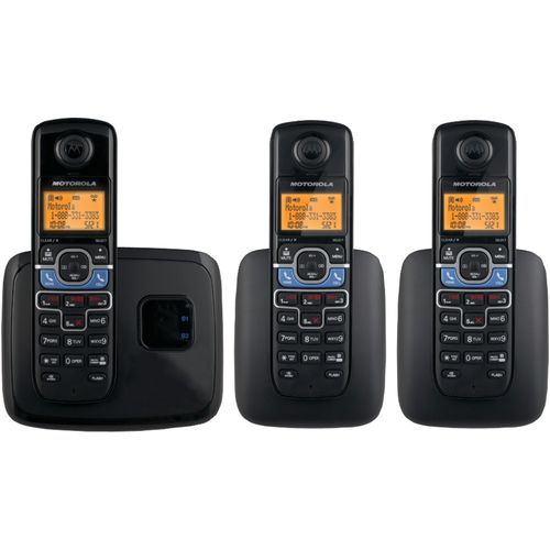 MOTOROLA L703BT DECT 6.0 Cordless Phone System with Bluetooth(R) Link (3-Handset System)