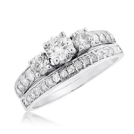14KT GOLD 1.05 CTTW DIAMOND THREE STONE ROUND BRIDAL SET
