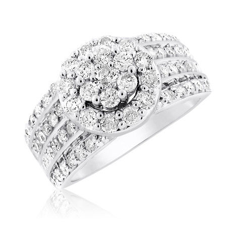 14KT 1.50 CTTW DIAMOND HALO FLOWER RING