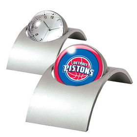 Detroit Pistons NBA Spinning Desk Clockdetroit 
